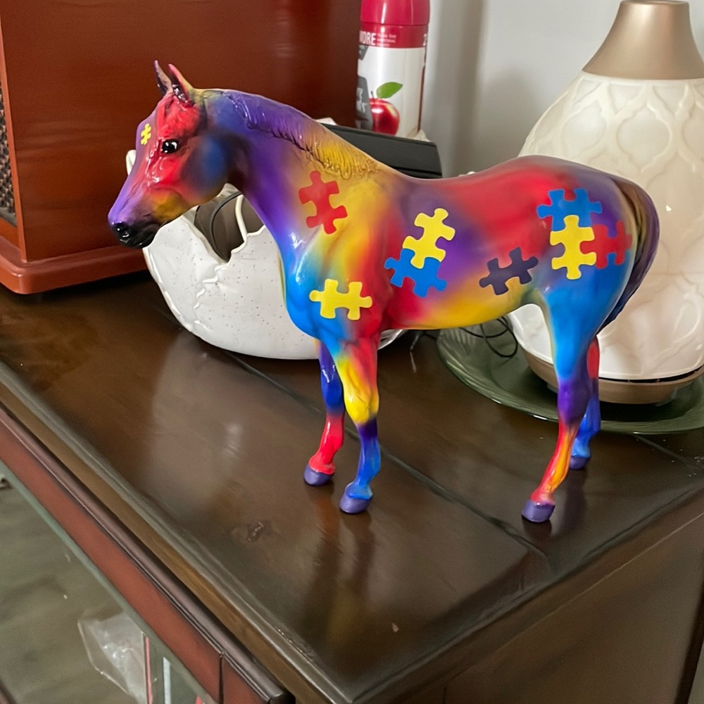 Hope Autism Awareness Model Limited Edition Breyer Horse 2015